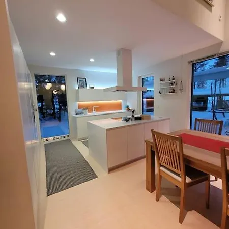 Moderni Talo Rannalla Villa *